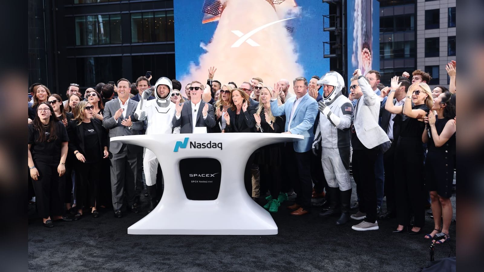 Salesforce Acquires Fin (Intercom) for $3.6B
